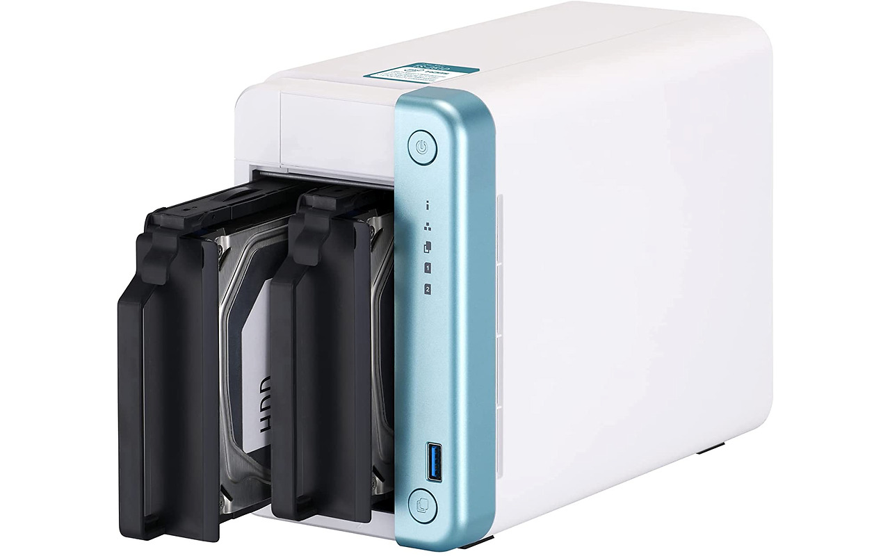 QNAP TS-251D