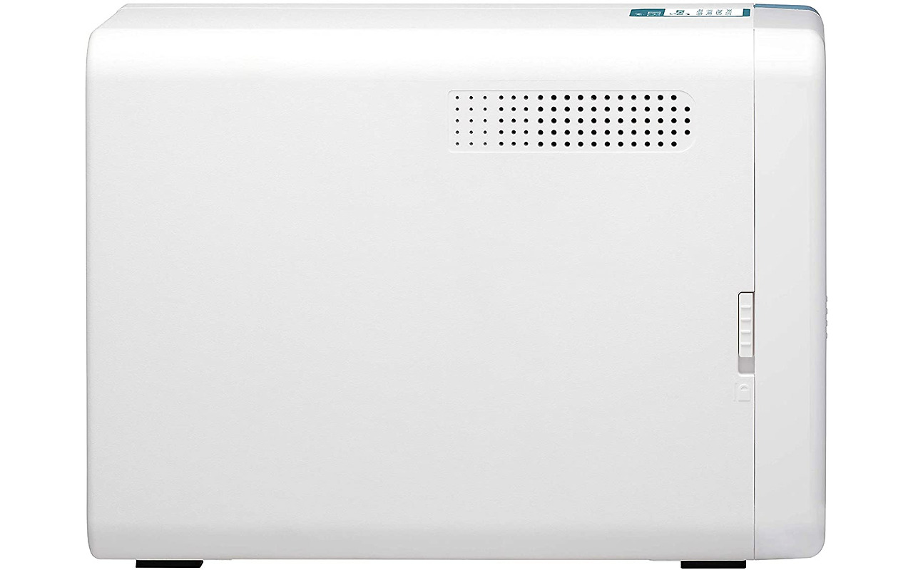 QNAP TS-251D