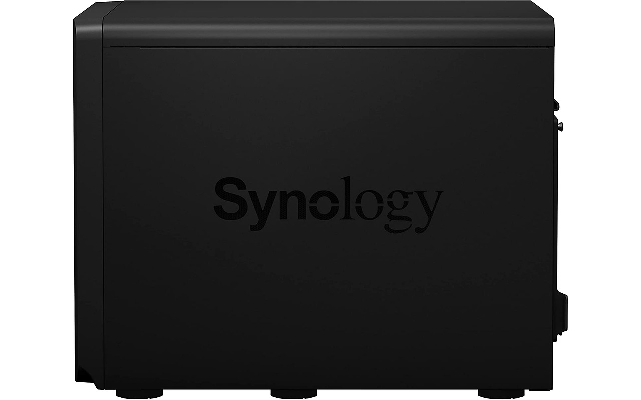 Synology DS2422+