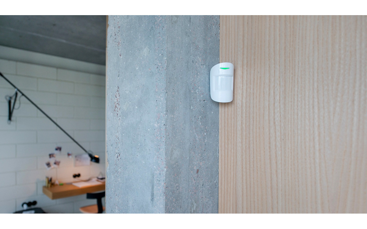 Ajax MotionProtect White