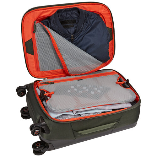 THULE Subterra Wheeled Duffel TSRS322 / 33L Green
