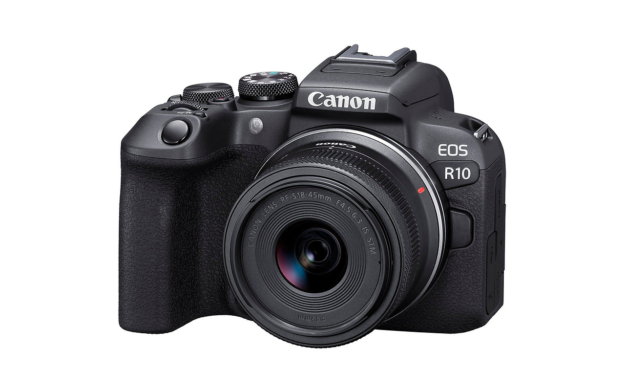 Canon EOS R10 + RF-S 18-150mm IS STM