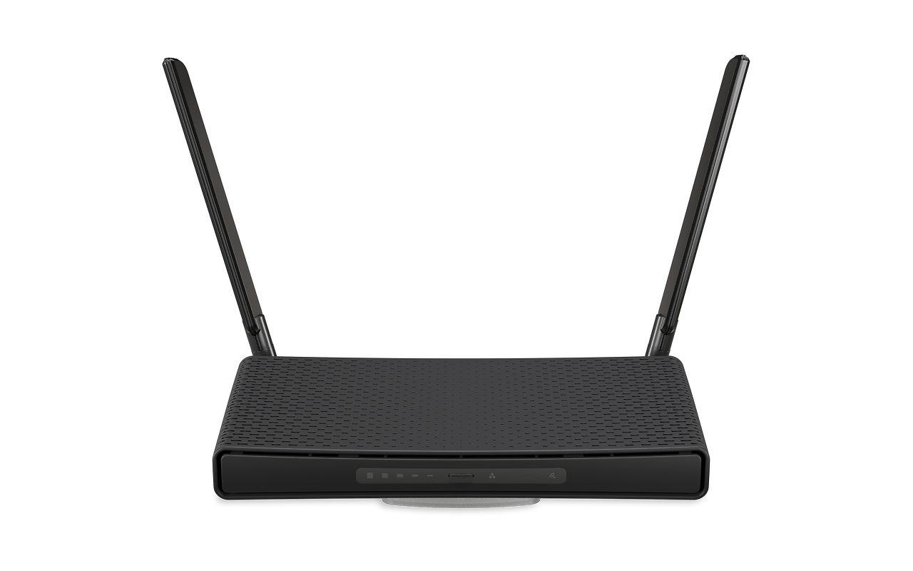 MikroTik hAP ax3 / C53UiG+5HPaxD2HPaxD