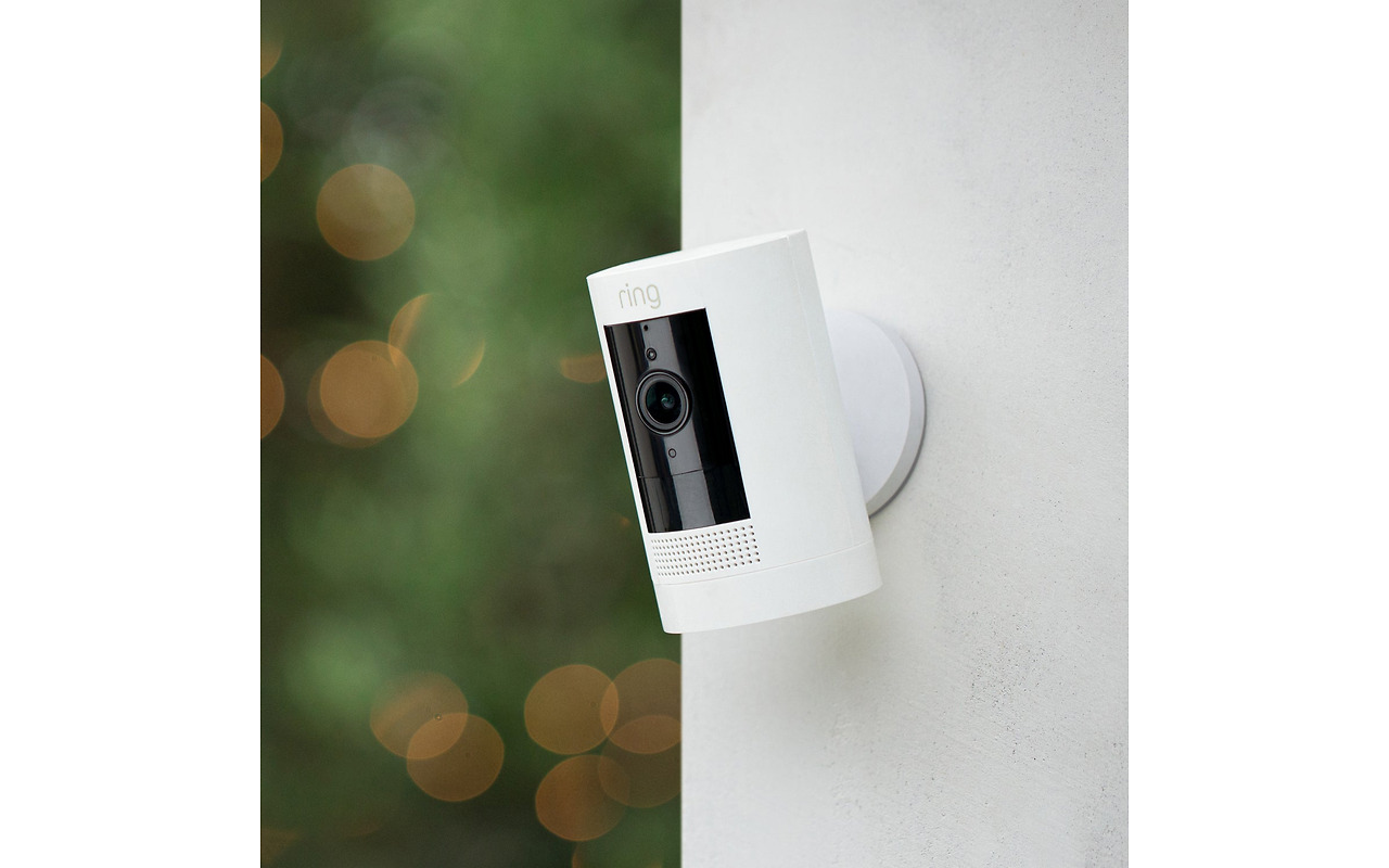 ring Stick Up Cam Battery White