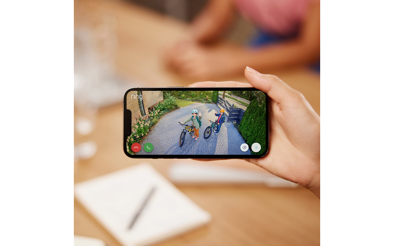 ring Stick Up Cam Battery White