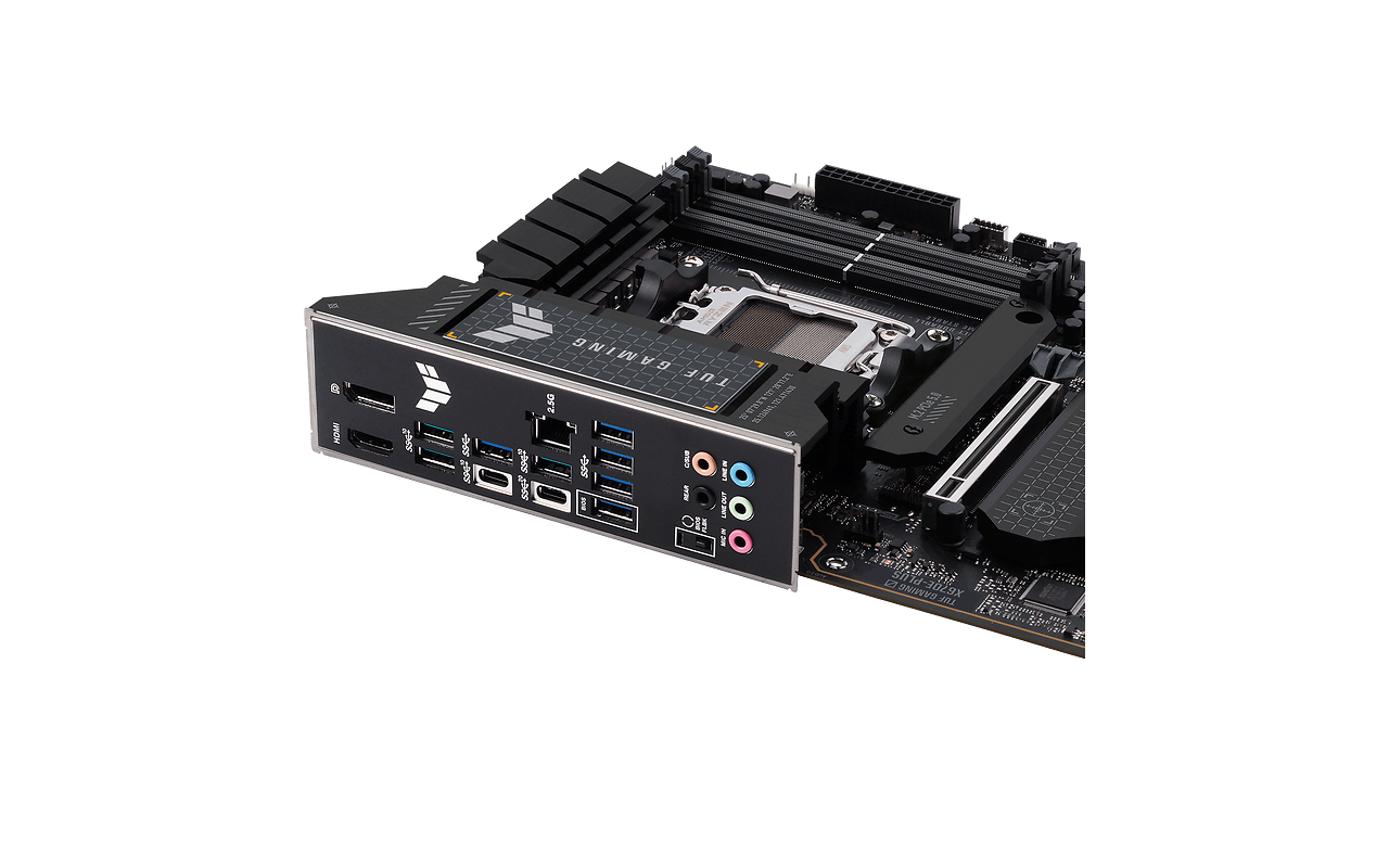 ASUS TUF GAMING X670E-PLUS / ATX AM5 DDR5 6400+