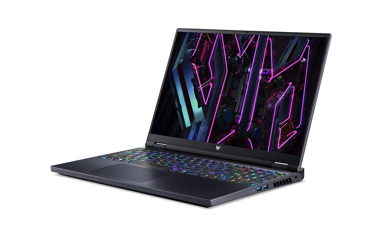 ACER Predator Helios  PH16-71-76TK / 16 WQXGA IPS 240Hz / Core i7-13700HX / 16GB DDR4 / 1.0TB NVMe / GeForce RTX 4060 8GB GDDR6 / no OS
