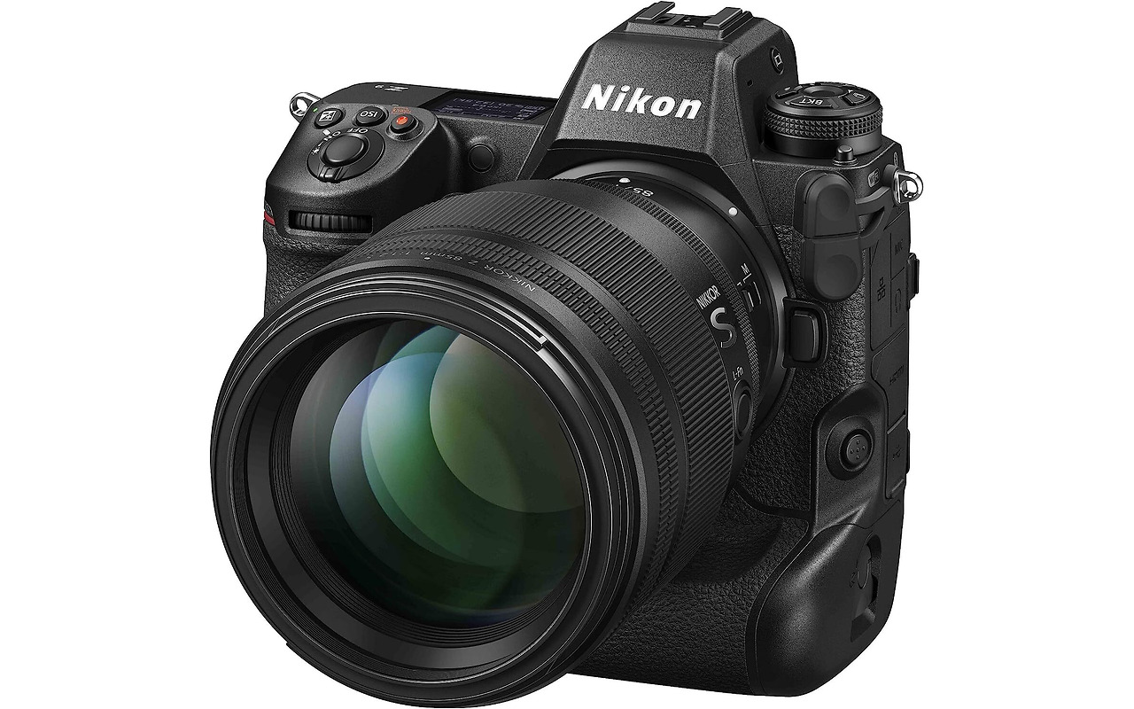 NIKON Z 85mm f/1.2 S / JMA302DA