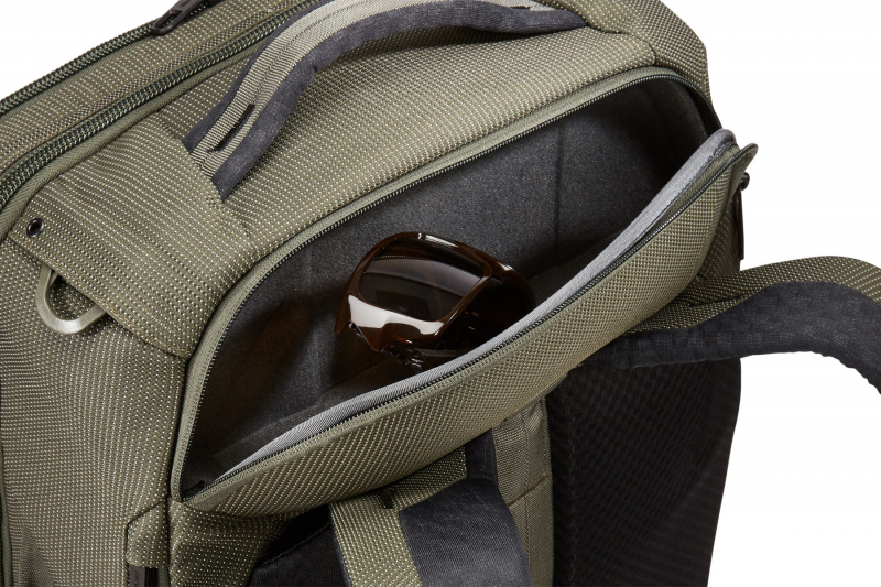 THULE Crossover 2 Convertible Carry-on  C2CC41 / 15.6" Green