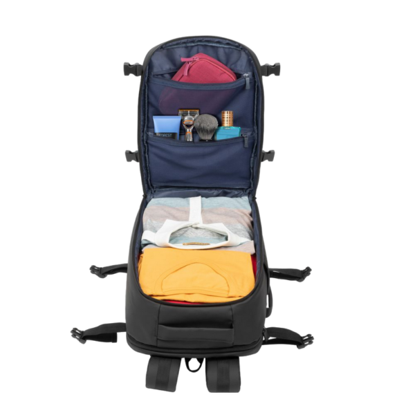 Rivacase 8465 ECO Backpack 17.3