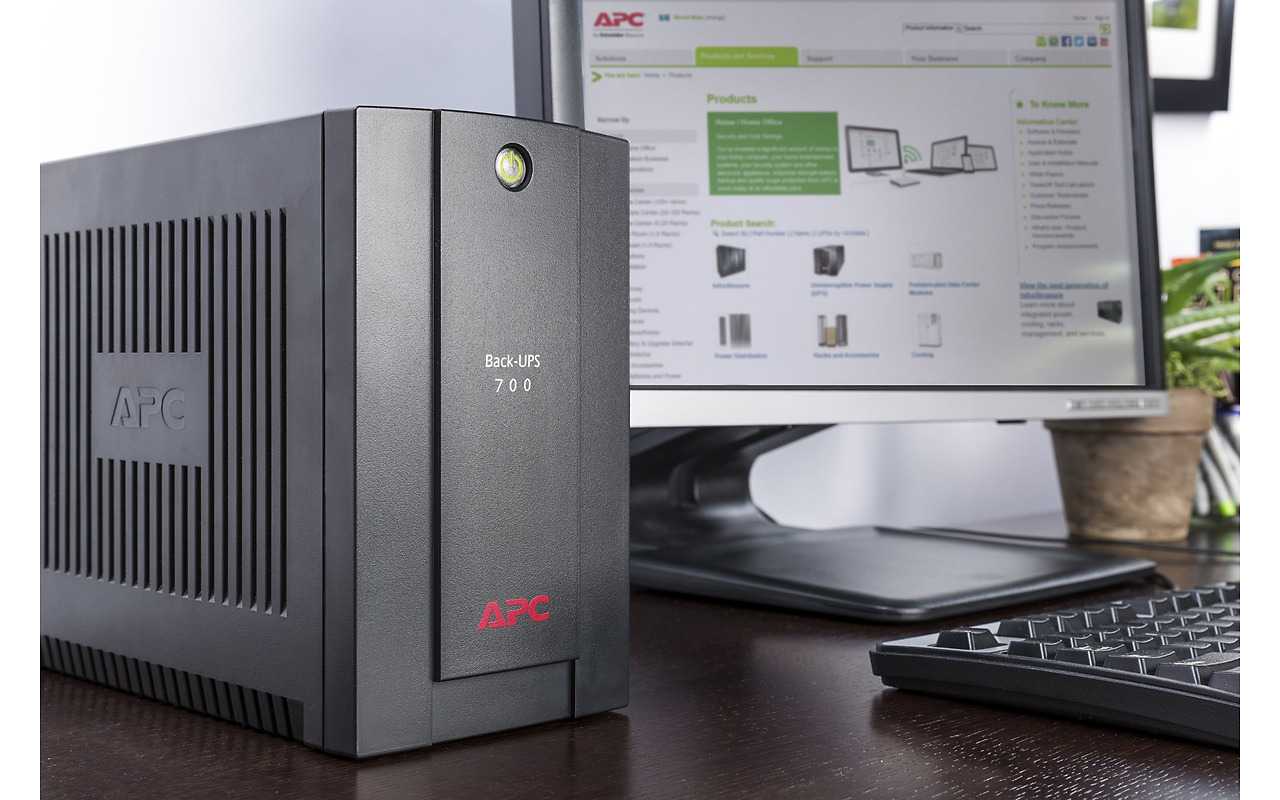 APC Back-UPS BX700UI / 700VA 390W AVR + NEW CSB 7AH