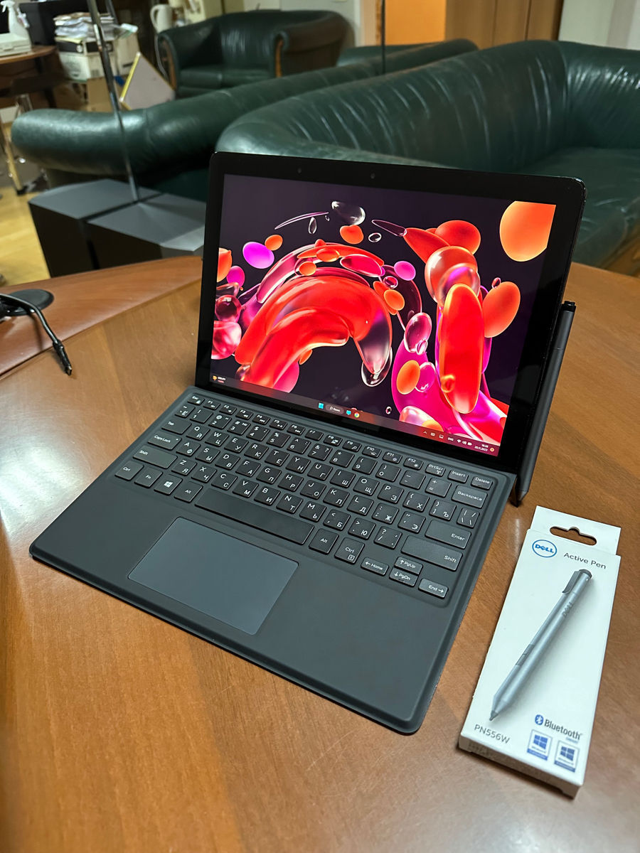 DELL Latitude 5290 2-in-1 / 12.3 TOUCH WUXGA+ / Core i7-8650U / 16GB LPDDR3 / 512GB NVME / Active Pen / Automatic Kickstand / Windows 10 PRO /