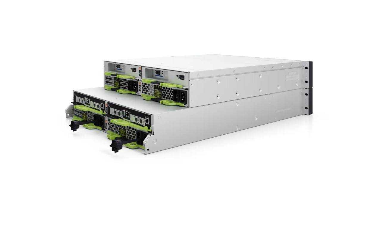 Fujitsu ET DX200 S5 BASE / 2x 64GB RAM / 12x 1.92TB SAS SSD / 2x 10G noSFP