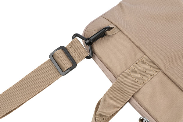 Tucano Smilza Superslim BAG 14 / BSM1314 Beige