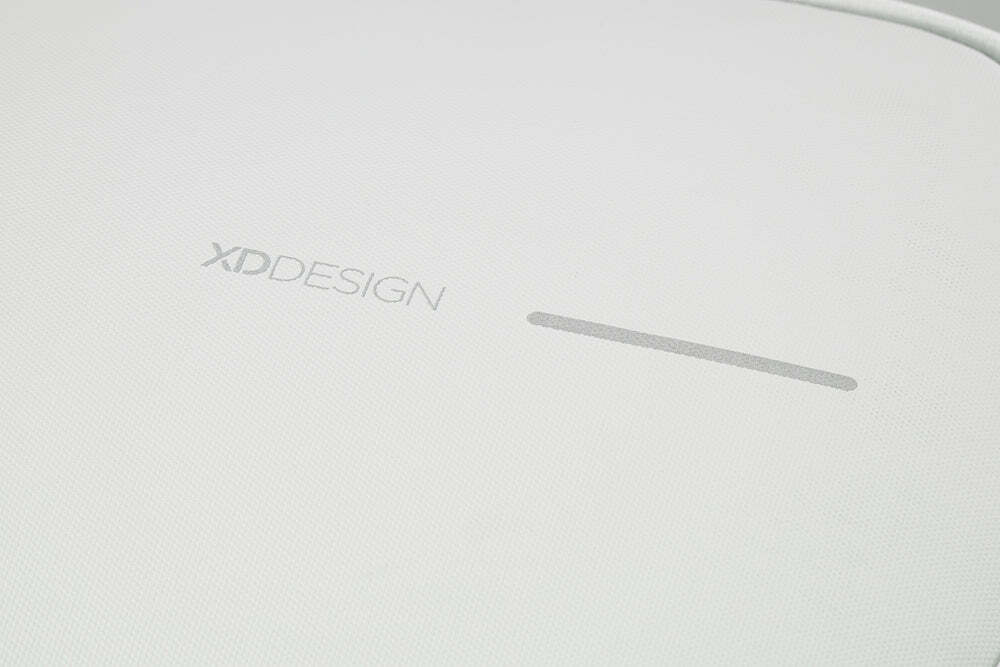 XD-DESIGN Bobby Edge Backpack 15.6 White