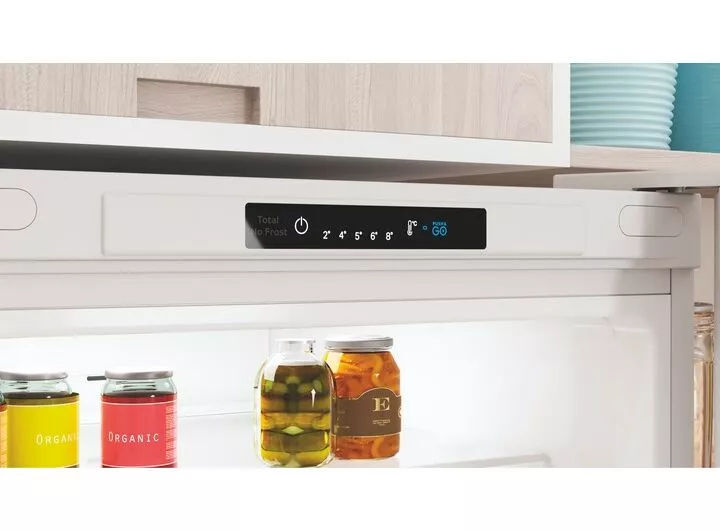 Indesit INFC9 TI22W