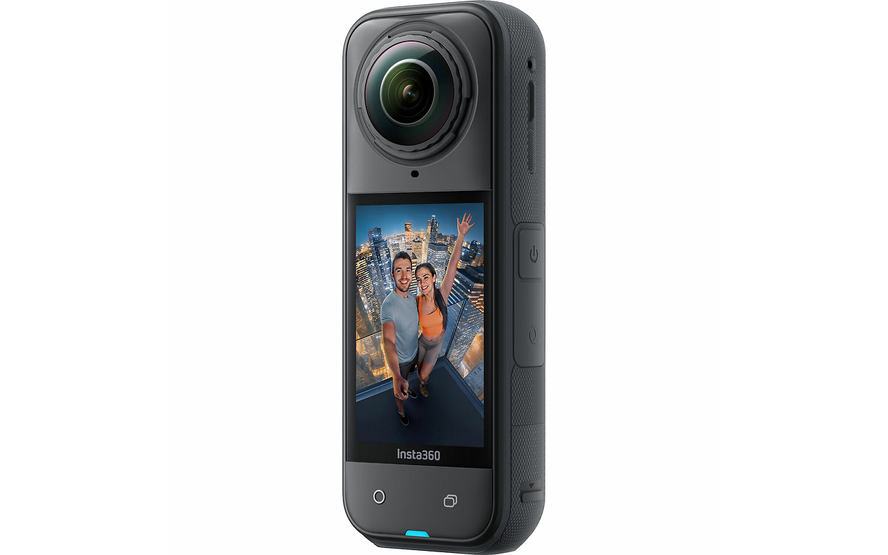 Insta360 X5 Essentials Bundle