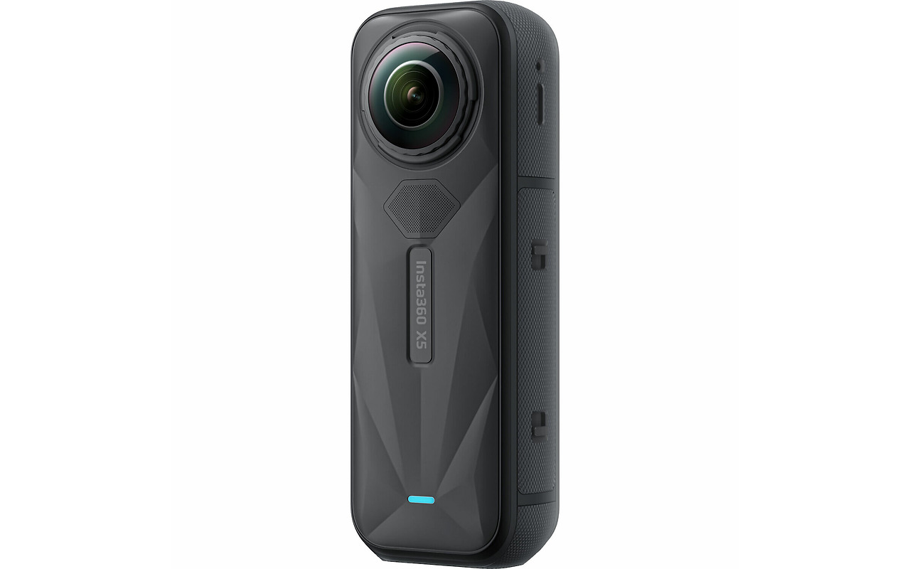 Insta360 X5 Essentials Bundle