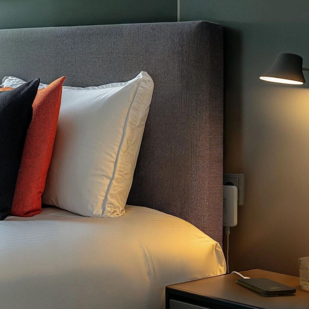 HAMA Fast Charger Flat Mini 65W / 201976 White