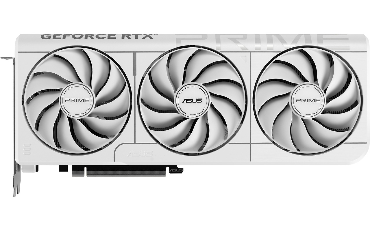 ASUS PRIME GeForce RTX 5070 OC Edition 12GB GDDR7 192bit /  PRIME-RTX5070-O12G-WHITE