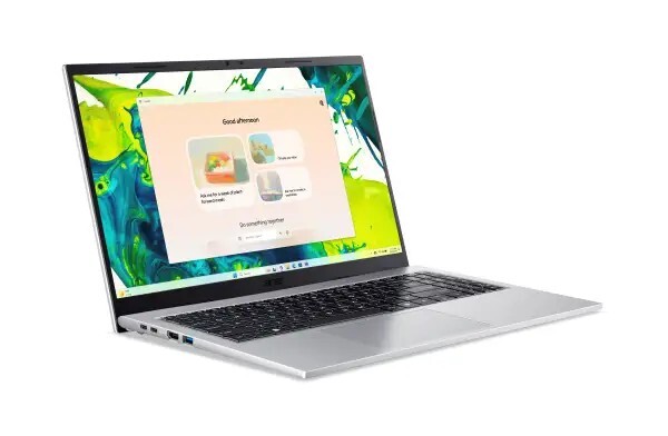 Acer Aspire Go 15 AG15-72P / 15.6 ComfyView IPS FullHD / Core 7 150U / 32GB DDR4 / 1TB NVMe Silver