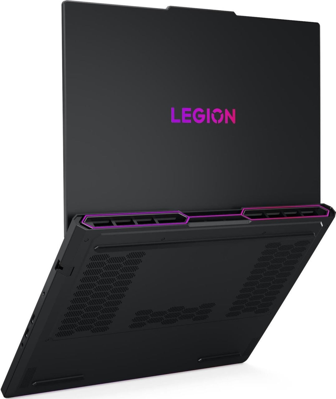 Lenovo Legion Pro 7 16IAX10H / 16 WQXGA / Core Ultra 9 275HX / 64GB DDR5 / 1TB SSD / GeForce RTX 5080 16GB