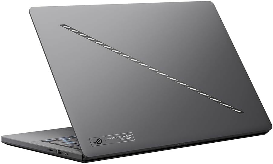 ASUS ROG Zephyrus G14 GA403GM / 14 OLED / Ryzen AI 9 465 / 32GB LPDDR5X / 1TB SSD / GeForce RTX 5060 8Gb