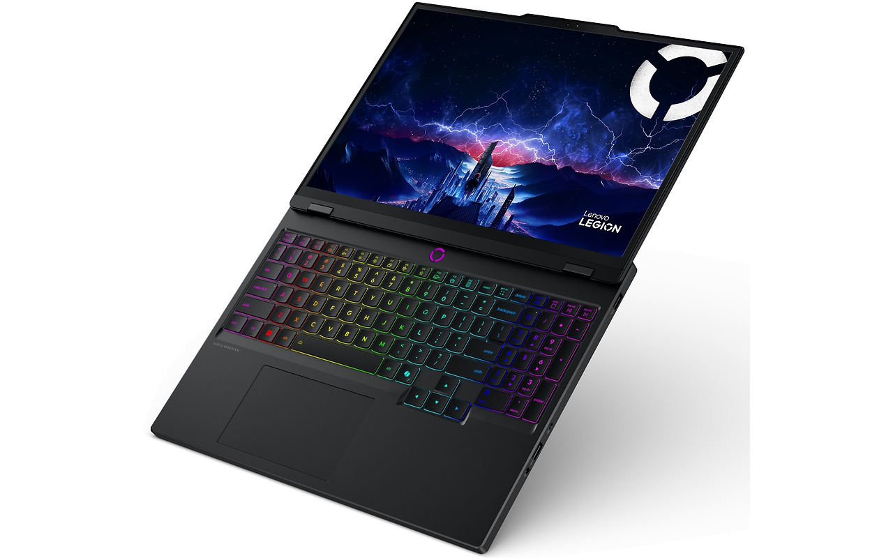 Lenovo Legion 5 15IAX10 / 15.1 OLED WQXGA / Core Ultra 7 255HX / 16GB DDR5 / 1TB SSD / GeForce RTX 5070 8GB