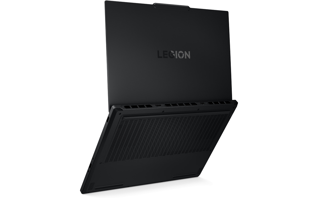 Lenovo Legion 5 15IAX10 / 15.1 OLED WQXGA / Core Ultra 7 255HX / 16GB DDR5 / 1TB SSD / GeForce RTX 5070 8GB