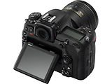Nikon  D500 kit 16-80mm f/2.8-4E ED VR VBA480K002