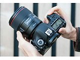 Canon EF 85mm f/1.4L IS USM