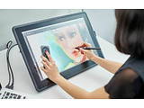 Wacom Creative Pen Display Cintiq 22" HD / DTK2260K0A / Black