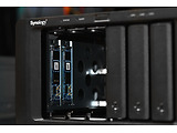 Synology DS1621xs+ / Xeon D-1527 / 8GB DDR4 ECC / 6x 3.5'' / 2x M.2 / 1x 10GbE + 2x 1GbE / 250W /