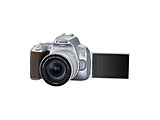 Canon EOS 250D + EF-S 18-55mm 3.5-5.6 IS STM / SILVER
