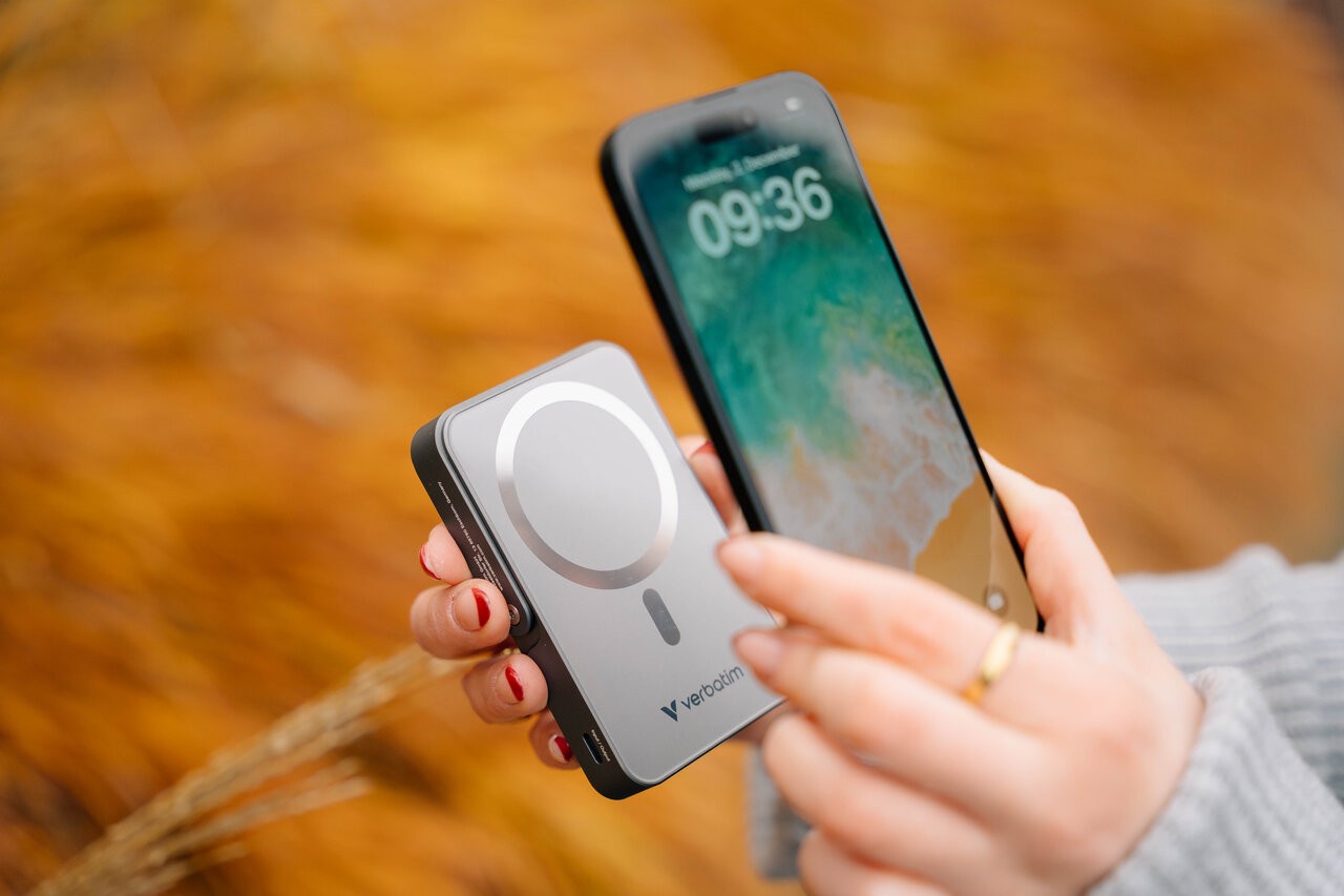 Verbatim Charge'n'Go Magnetic Wireless / 10000mAh